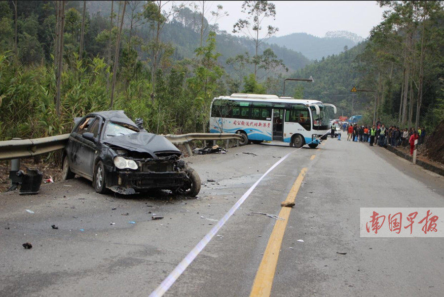 平南車禍最新消息，多視角的審視與深度分析