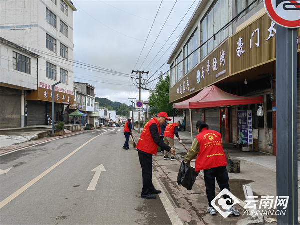 綦江最新駕駛員招聘及小巷特色小店探索